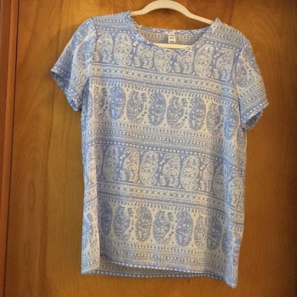 Light blue and ivory patterned blouse - Picture 1 of 3